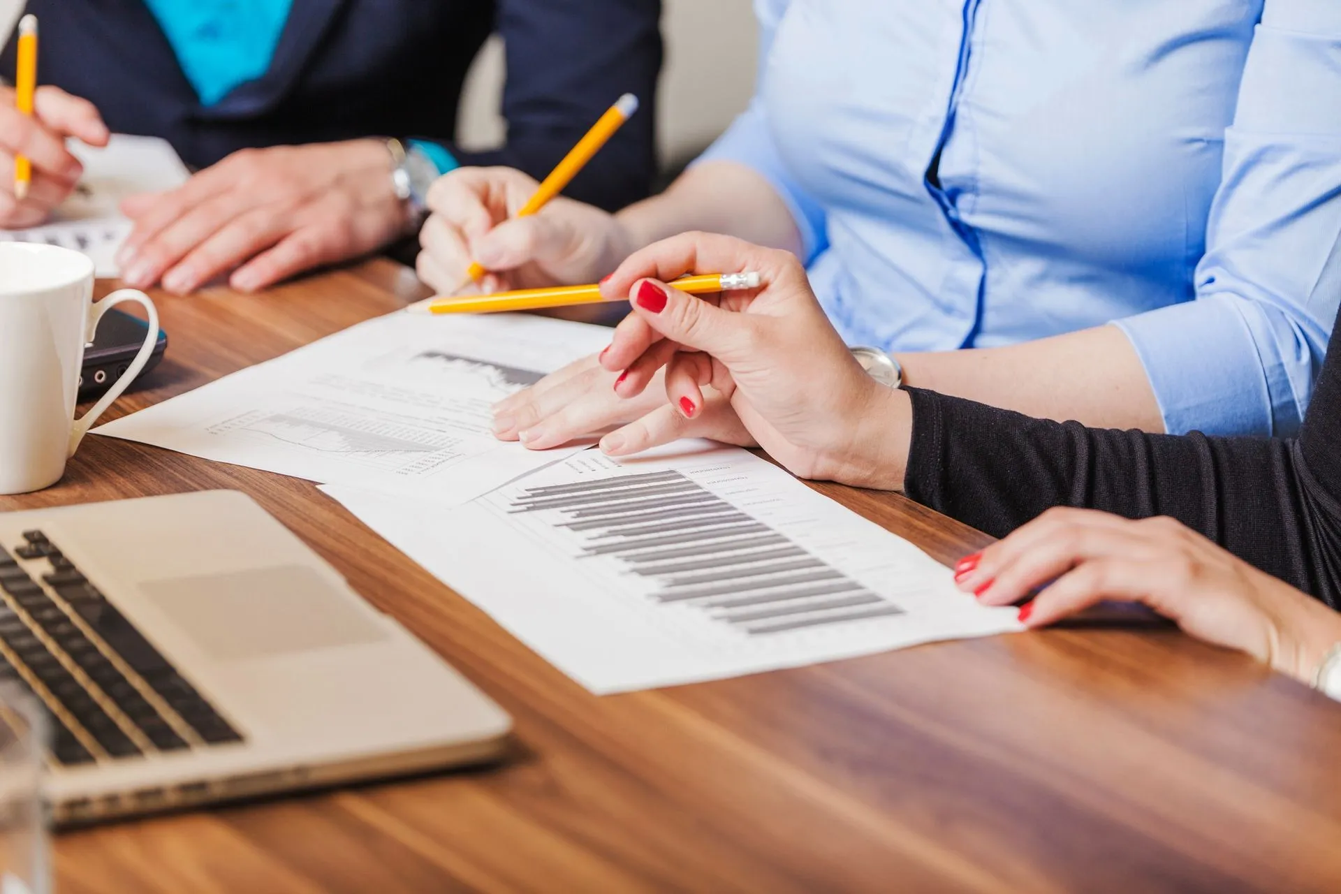Stay Local, Bid Big: Making Most of Property Auctions Near You